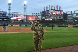 Chicago White Sox honors Army Reserve Soldier as Hero of the Game