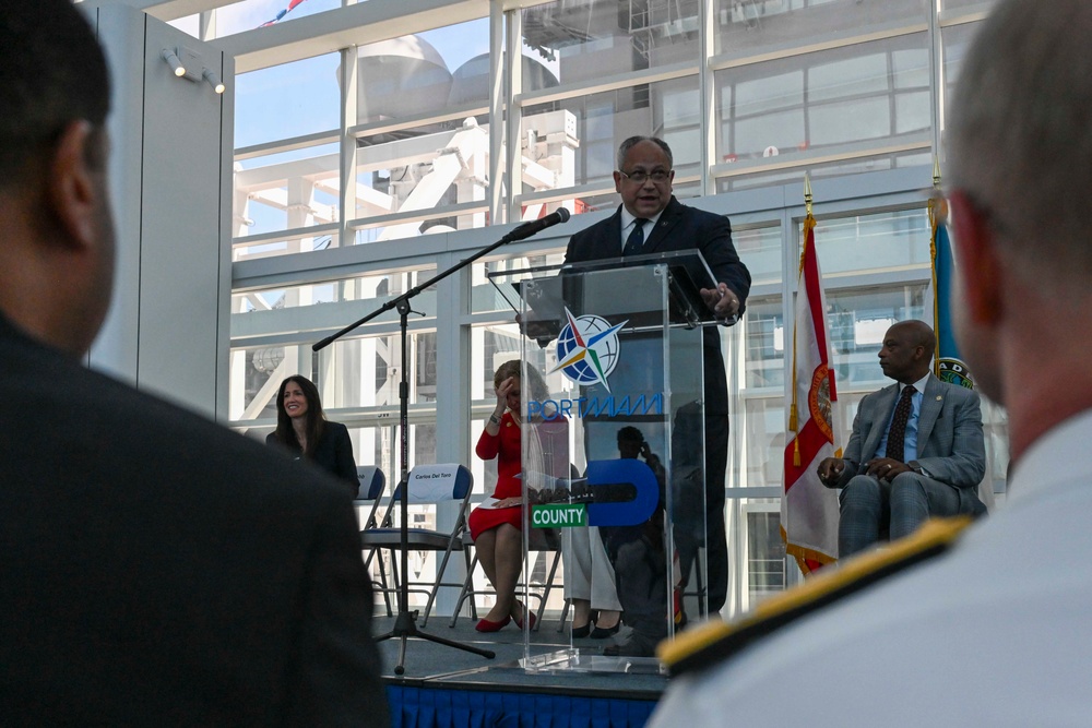 SECNAV Del Toro Issues &quot;National Call to Maritime Service&quot; During Fleet Week Miami