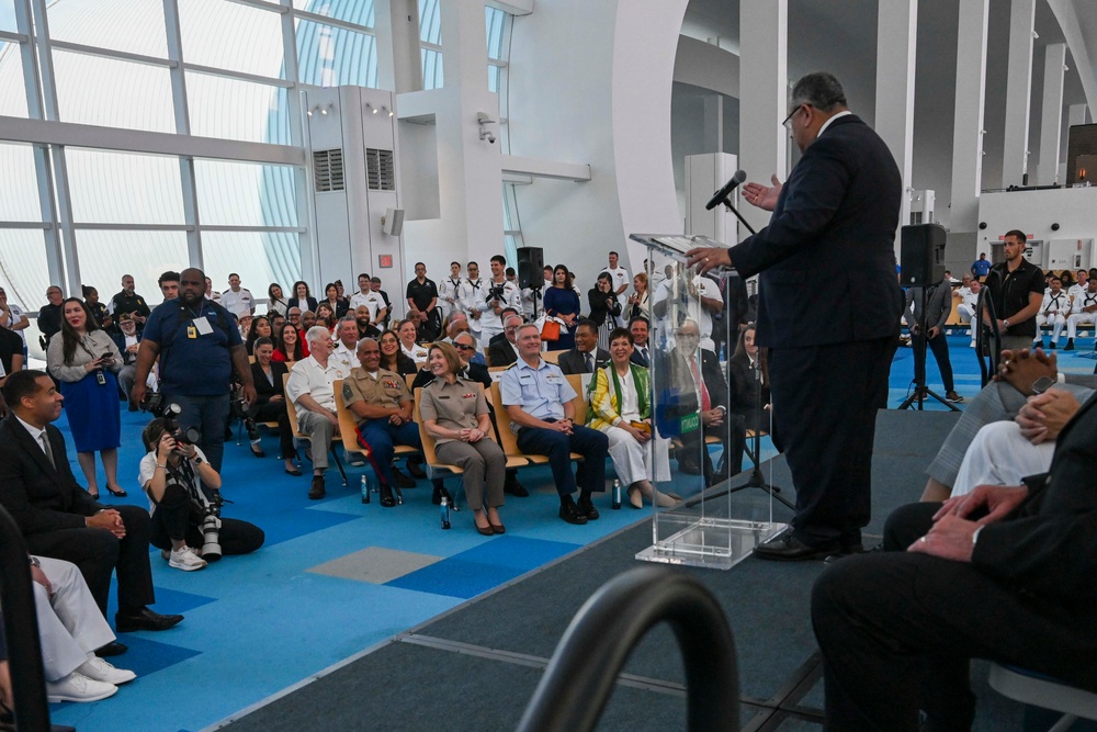 SECNAV Del Toro Issues &quot;National Call to Maritime Service&quot; During Fleet Week Miami