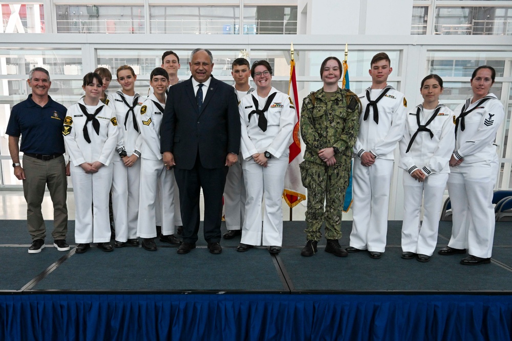 SECNAV Poses With Sea Cadets Assigned to U.S. Naval Sea Cadet Corps