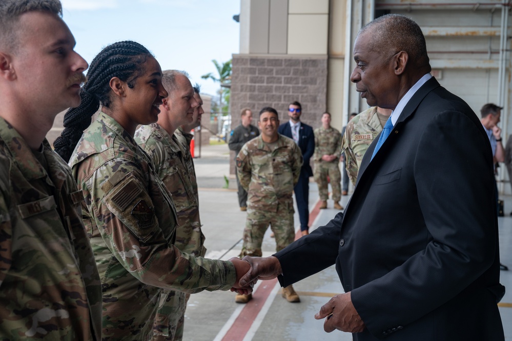 U.S. Secretary of Defense visits Joint Base Pearl Harbor Hickam