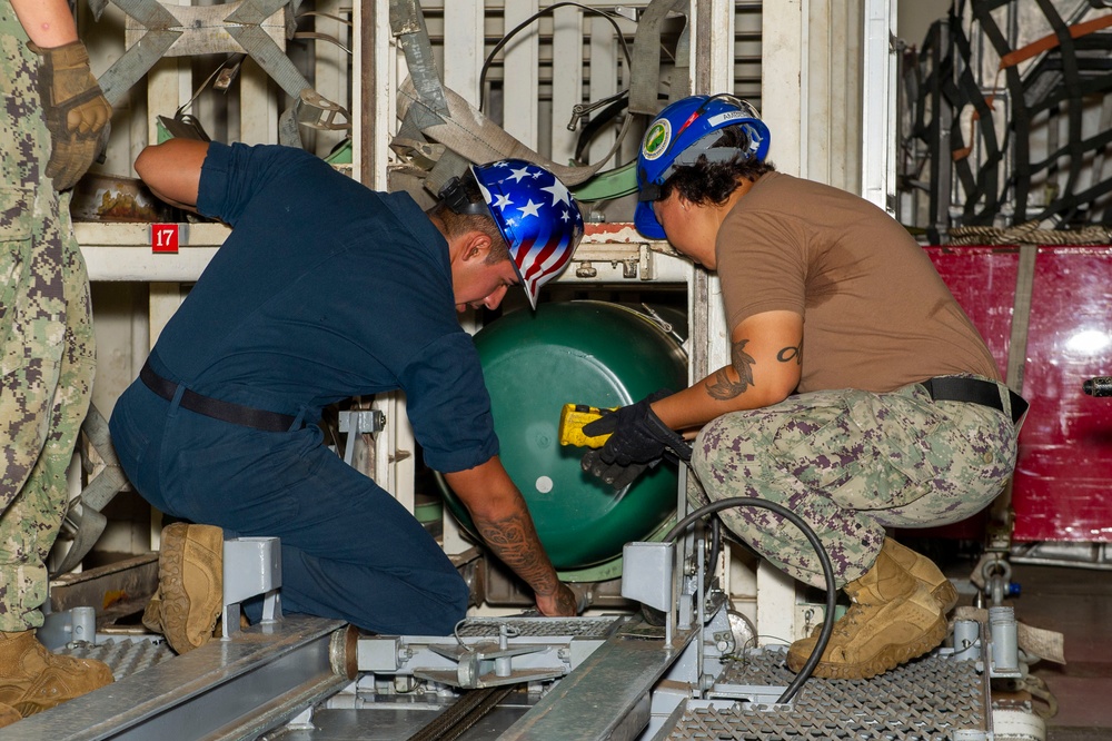 USS Frank Cable Conducts Weapons Handling Training with USS Springfield