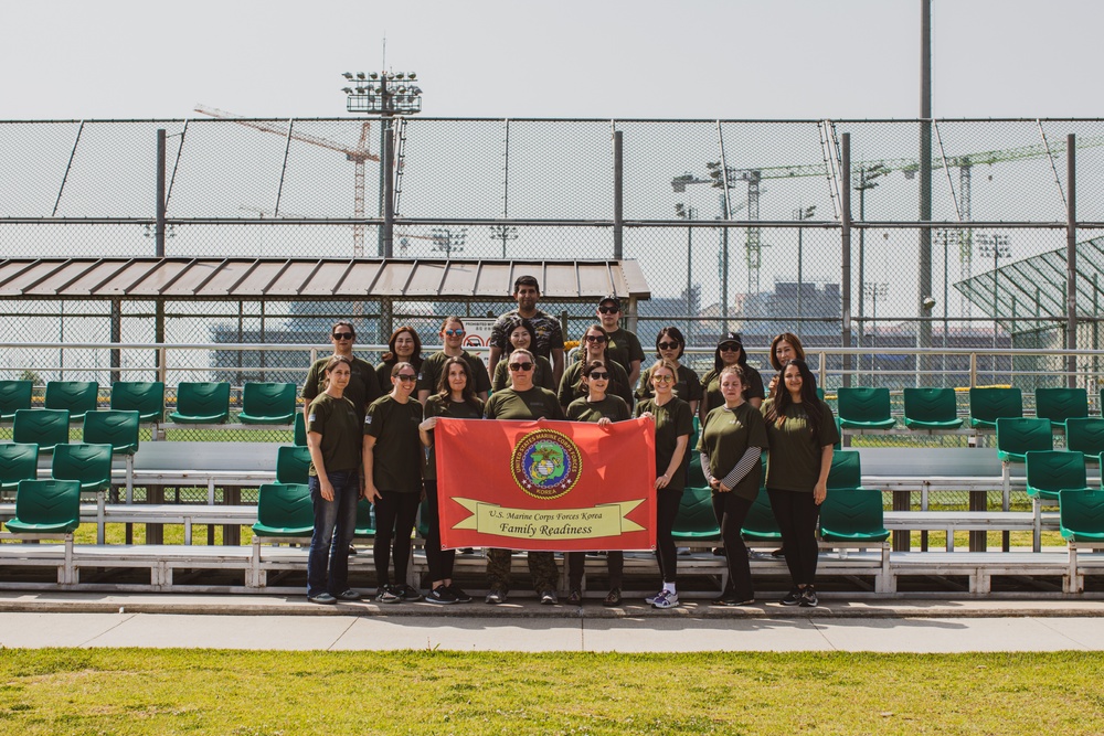 MARFORK and ROK Marine Corps Spouses participate in Jane Wayne day