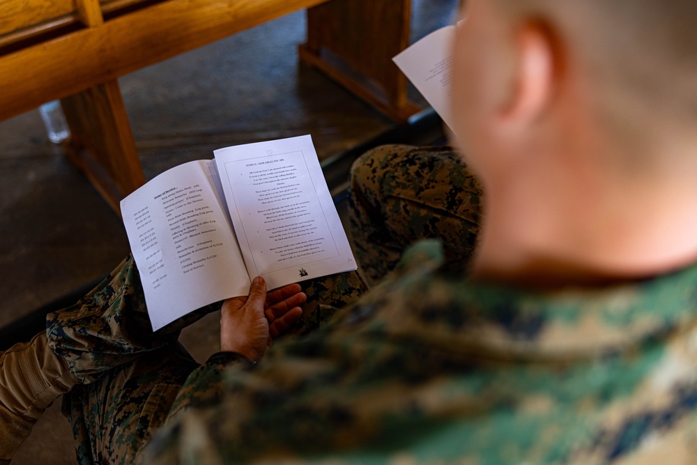 MRF-D 24.3: U.S. Navy Chaplain, RP, meet PNGDF religious leaders during HADR