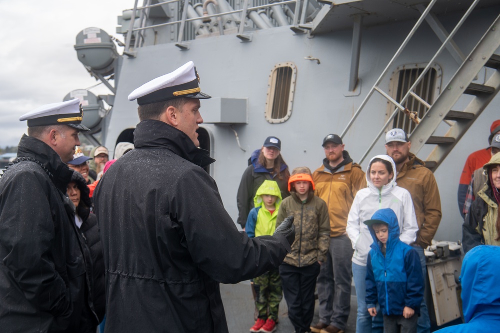 USS William P. Lawrence (DDG 110) Ship Tours