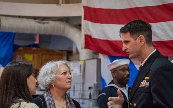 USS William P. Lawrence (DDG 110) Reception