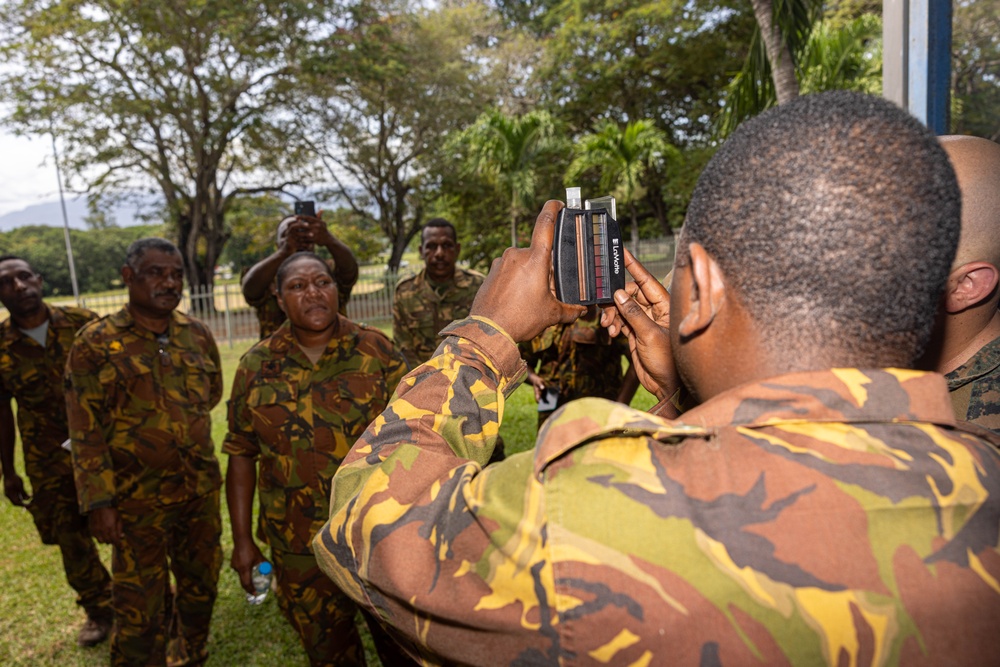 MRF-D 24.3: U.S. Navy, PNGDF medical personnel practice preventative medicine procedures