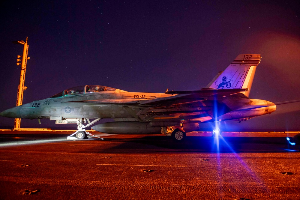 USS Dwight D. Eisenhower Conducts Flight Operations in the Red Sea