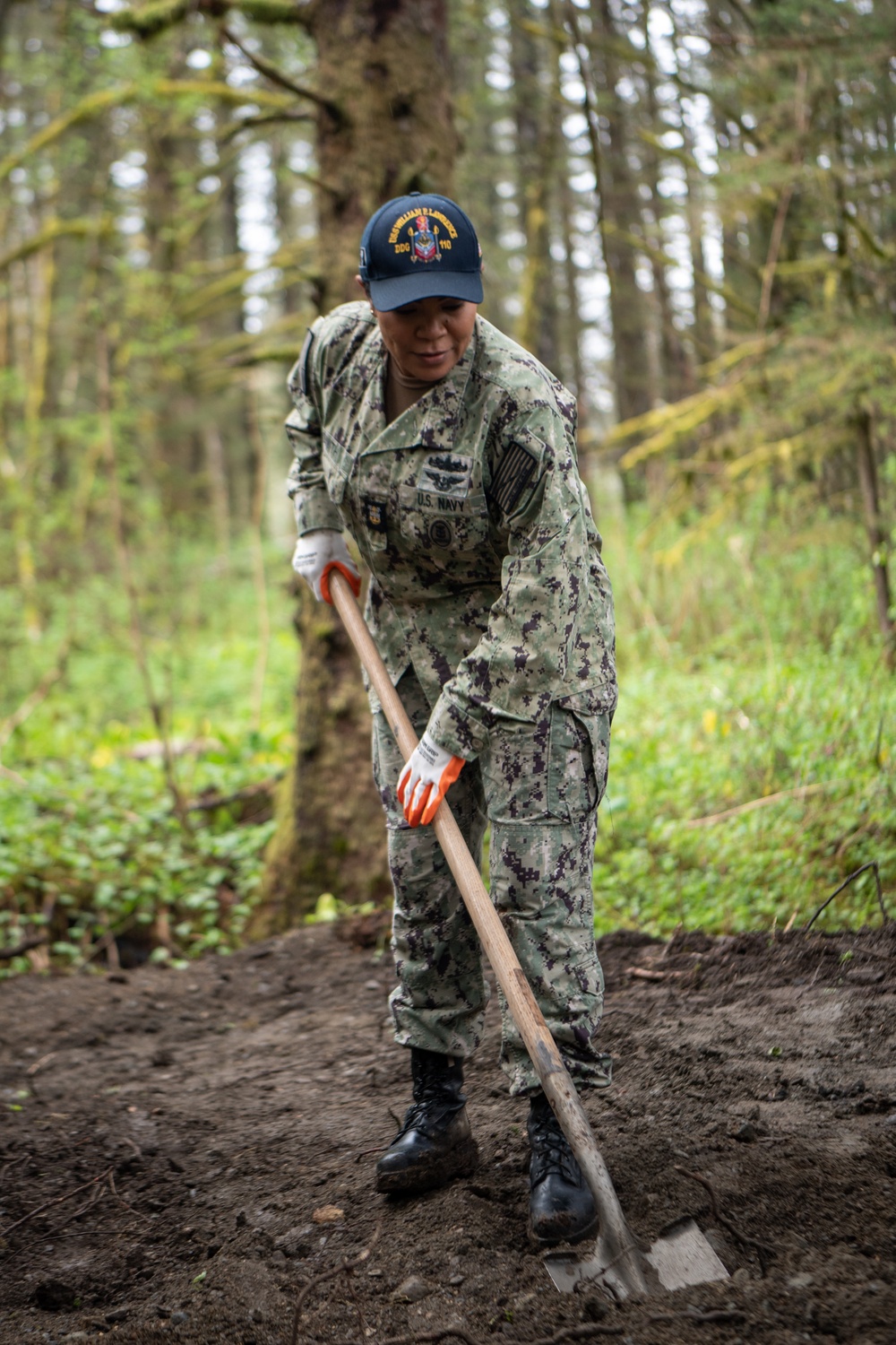 DVIDS - Images - USS William P. Lawrence (DDG 110) Community Outreach ...