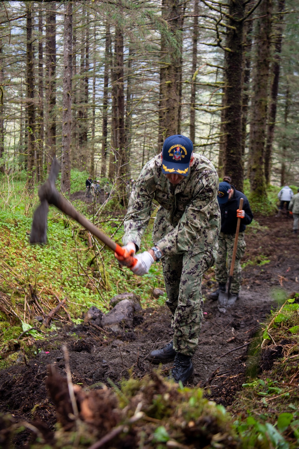 USS William P. Lawrence (DDG 110) Community Outreach