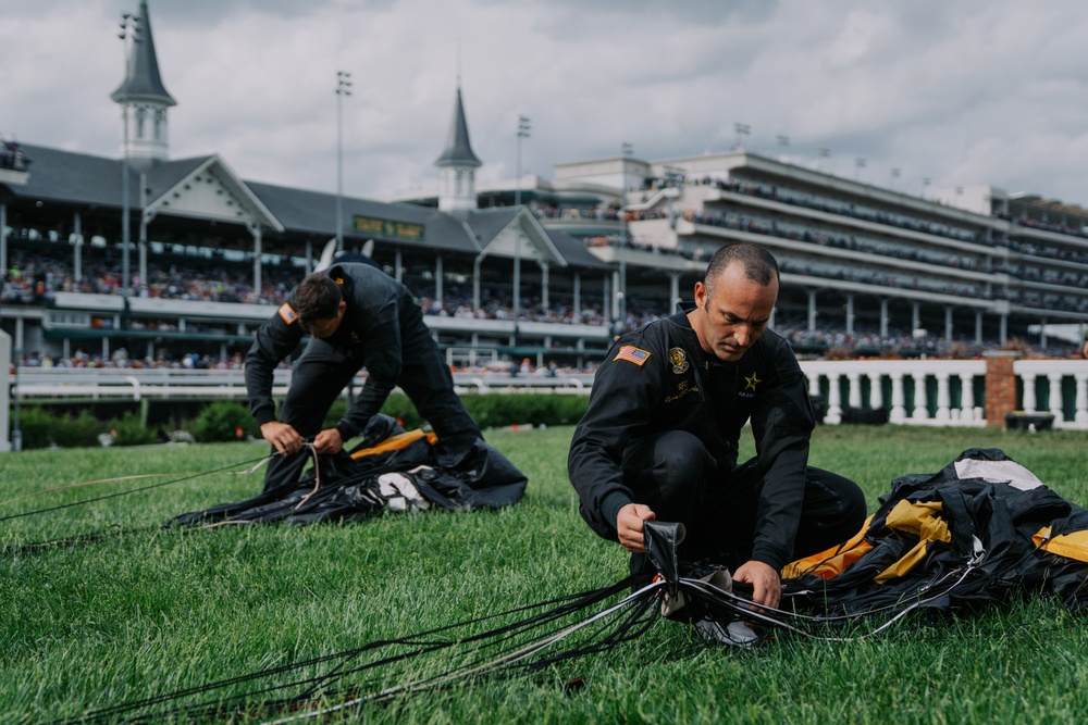 USAPT Golden Knights Parachutist Jump into Kentucky Derby