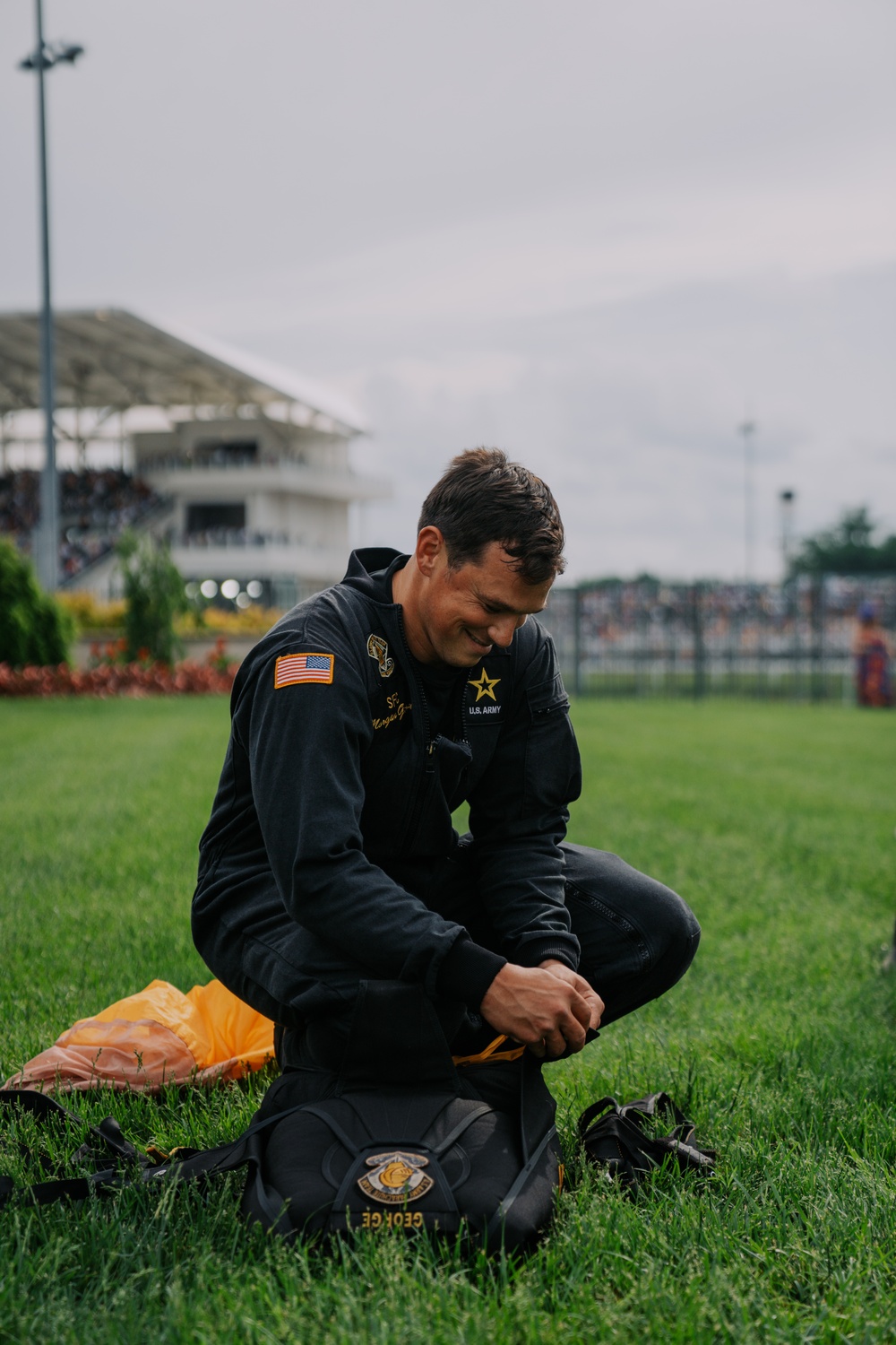 USAPT Golden Knights Parachutist Jump into Kentucky Derby