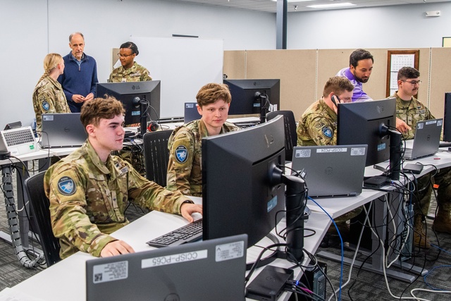 DoD’s Commercial Integration Cell Program Supports Successful Launch of Maxar’s WorldView Legion Satellites