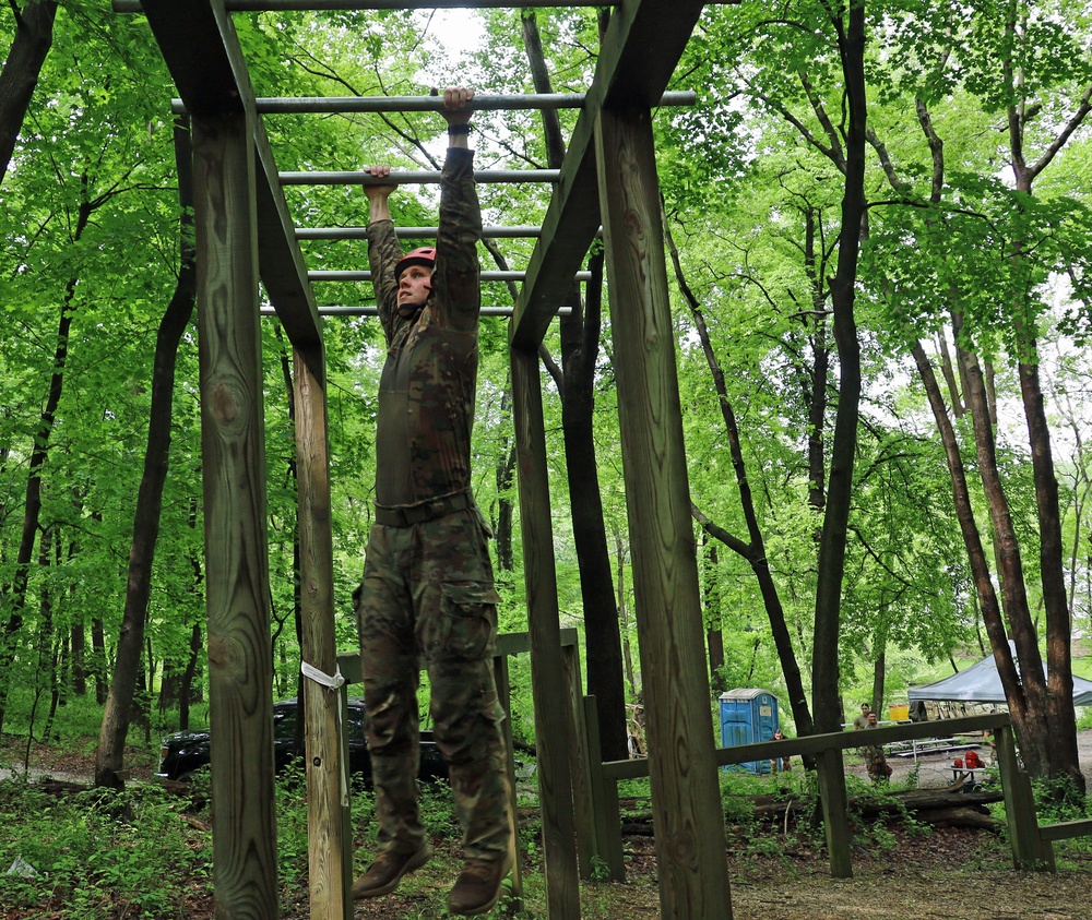Maryland Army National Guard Soldier navigates obstacle course during Region 2 Best Warrior Competition 2024