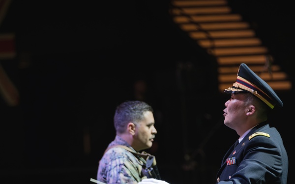 LTC Dae Kim of the TRADOC Band Conducts at VIT