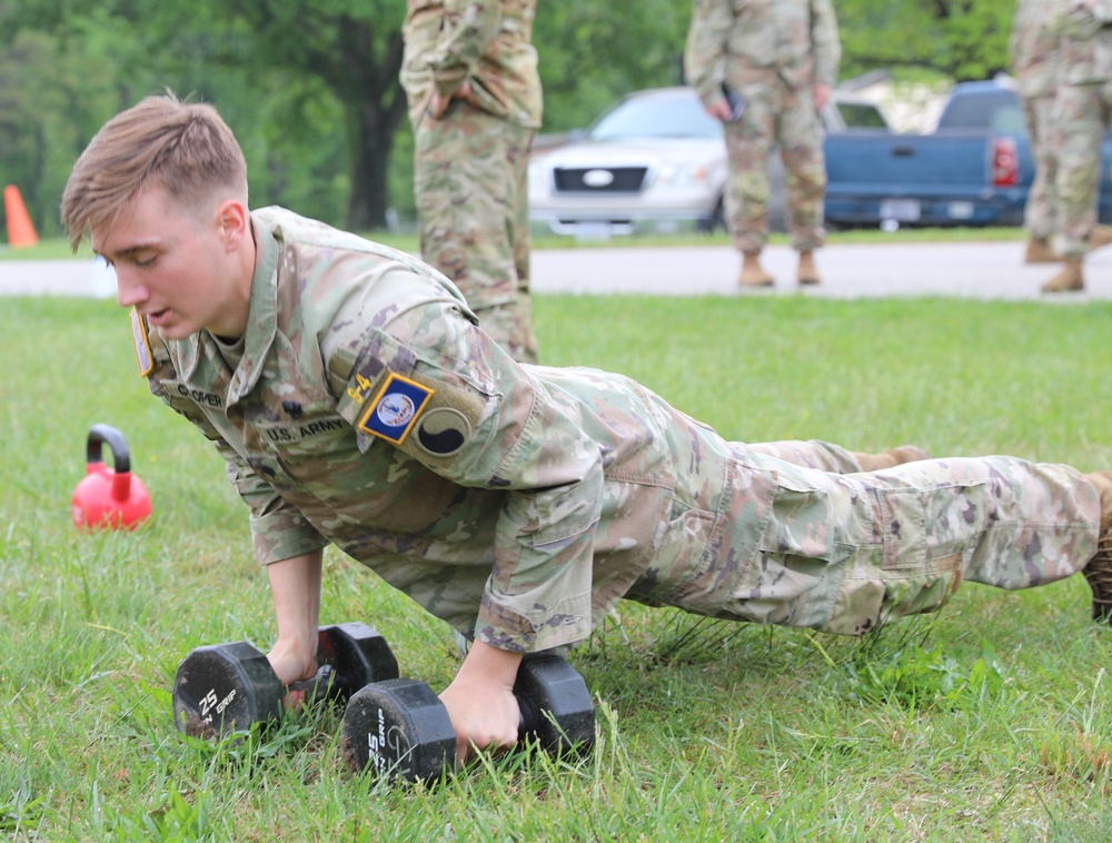 Virginia Army National Guard Soldier conducts High Intensity Interval Training