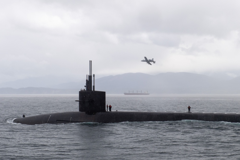 DVIDS - Images - USS Nebraska Escorted by USAF A-10s, USCG [Image 4 of 6]