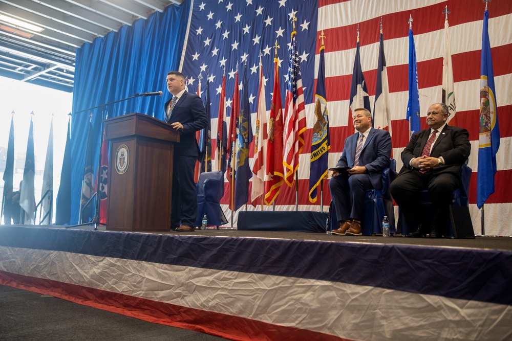 Naturalization ceremony aboard the USS Bataan