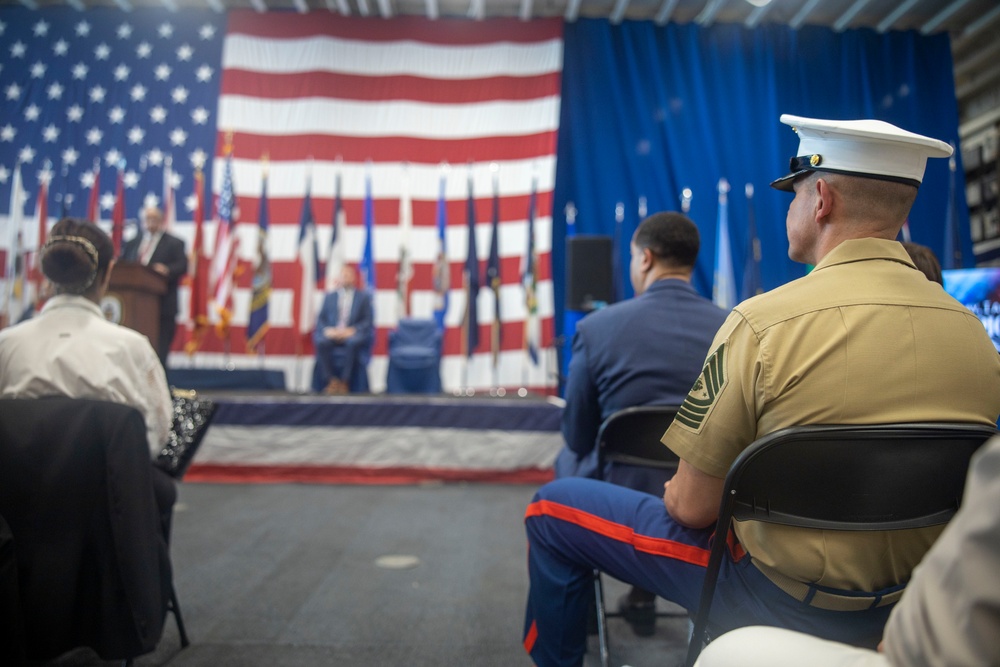 Dvids Images Naturalization Ceremony Aboard The Uss Bataan [image 10 Of 11]