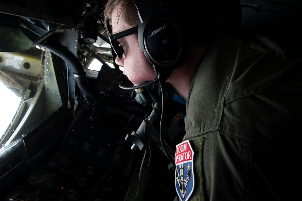 168th Wing Refuels Red Flag Alaska - Going the Distance