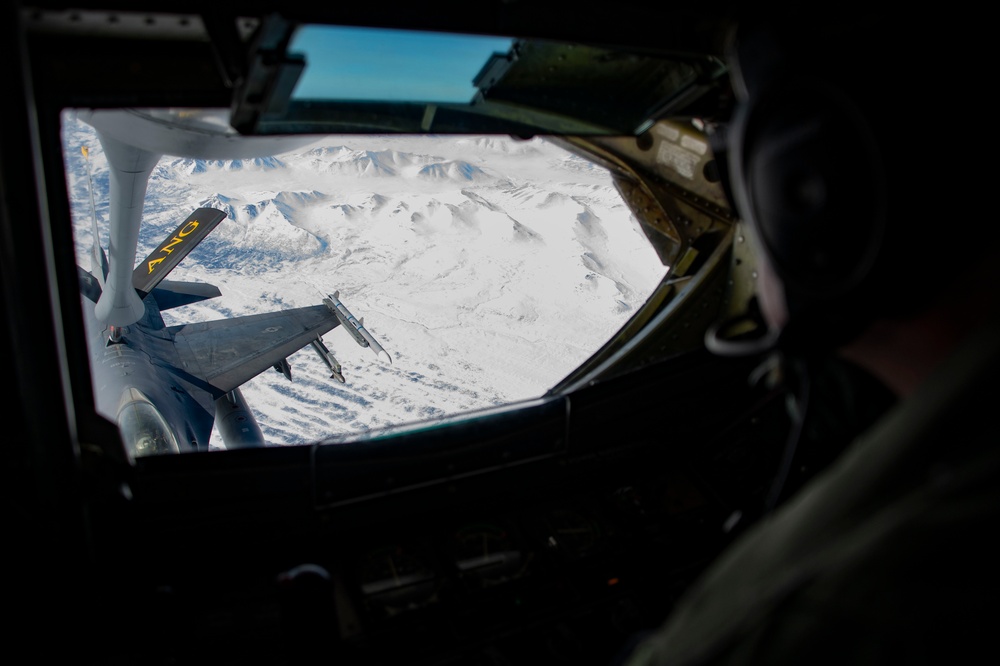 DVIDS - Images - 168th Wing Refuels Red Flag Alaska - Going the ...