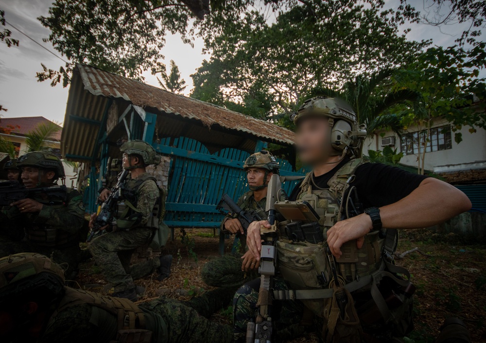 Dvids - Images - Balikatan 24: Socom Afp, 1sfg(a), Direct Action Raid 