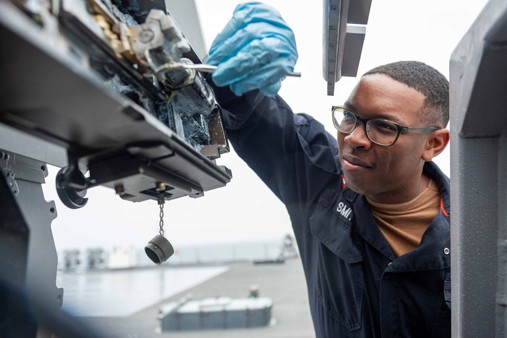 USS Blue Ridge Conducts Underway Operations