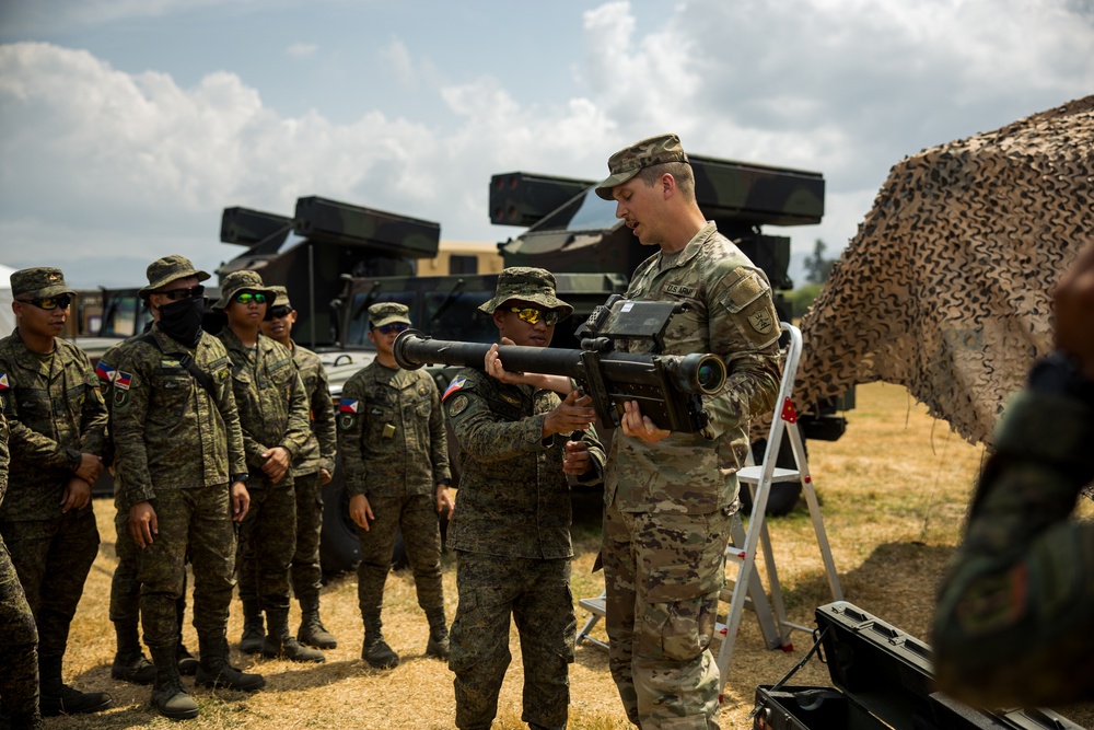 Balikatan 24: U.S. Army SHORAD unit conducts subject matter expert exchange with AFP