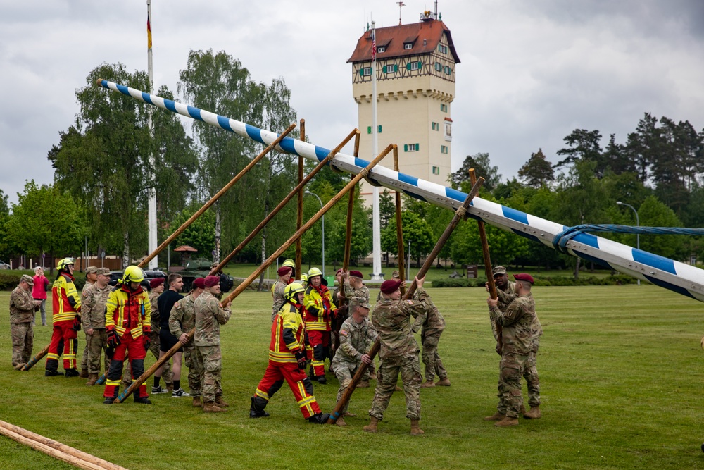 Grafenwoehr Partnership Pole Ceremony