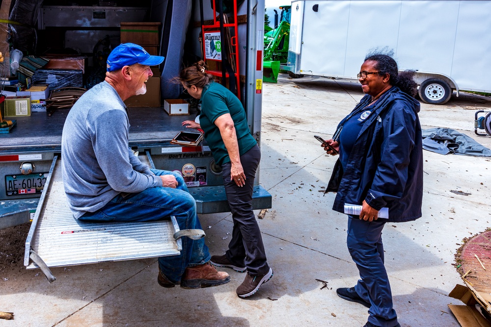 Disaster Survivor Assistance (DSA) Talks with a Survivor