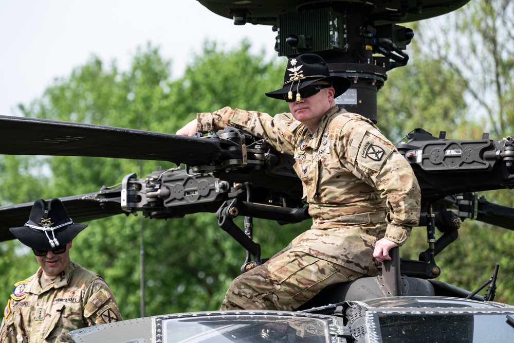 USAMMDA team showcases Army career opportunities at local high school