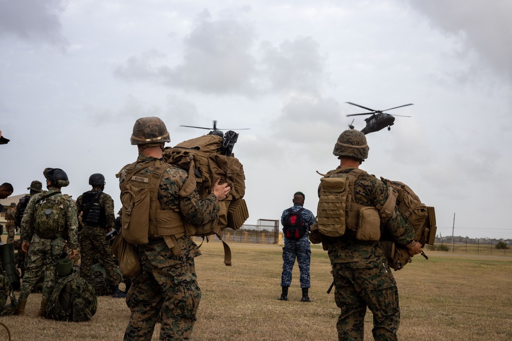 TW24: Marines Take Off in Army Blackhawk