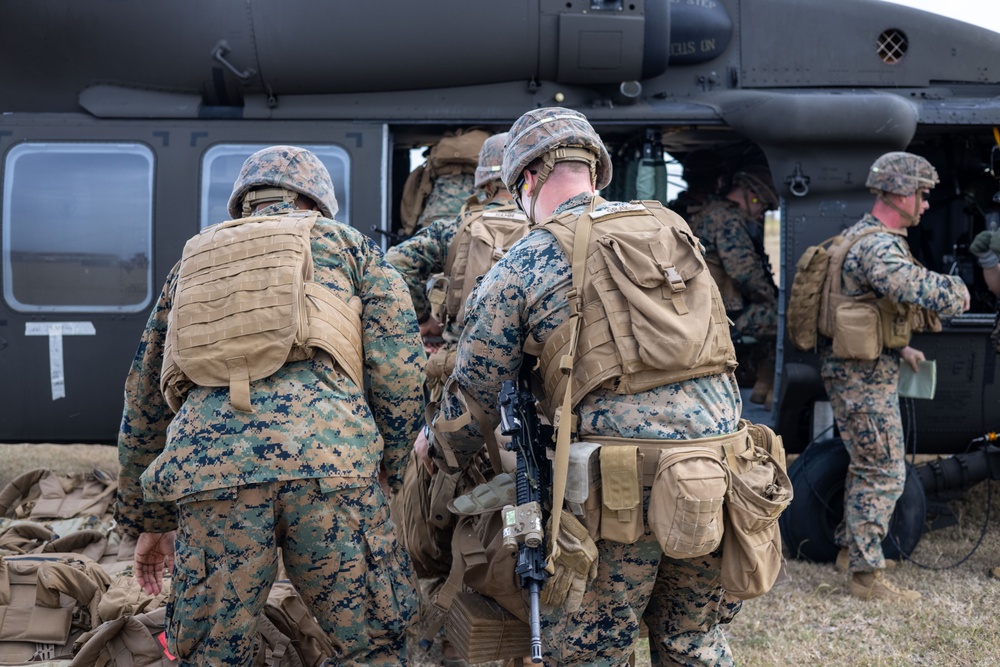 TW24: Marines Take Off in Army Blackhawk