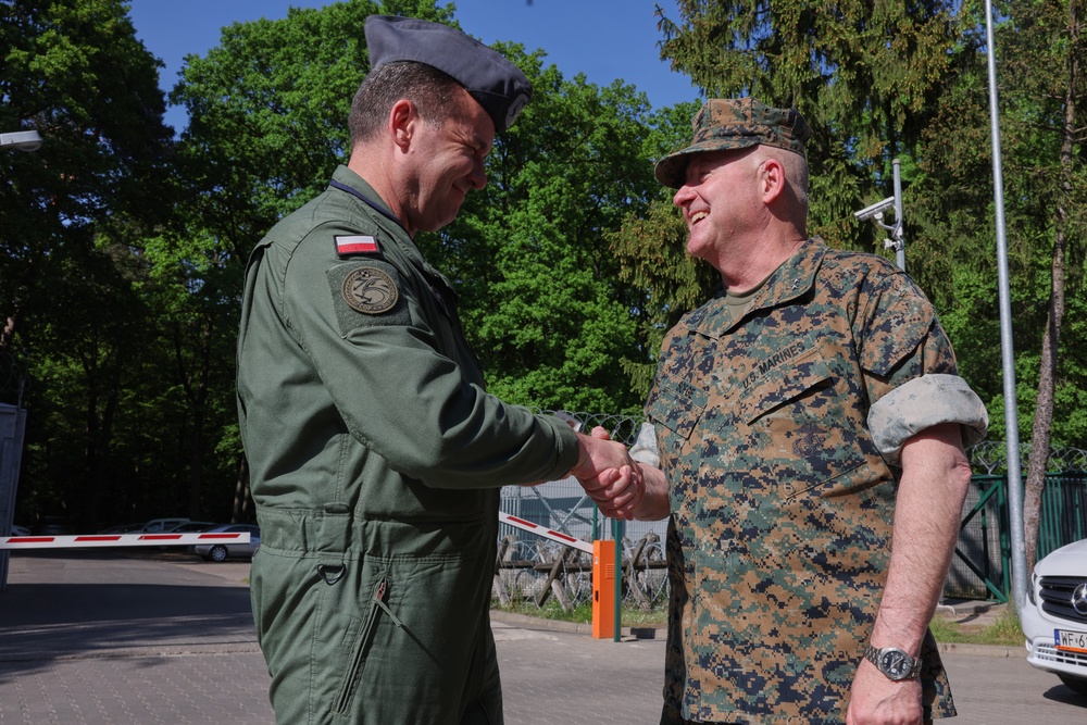 Maj. Gen. Sofge Visits Key Leader Engagement with Polish Military