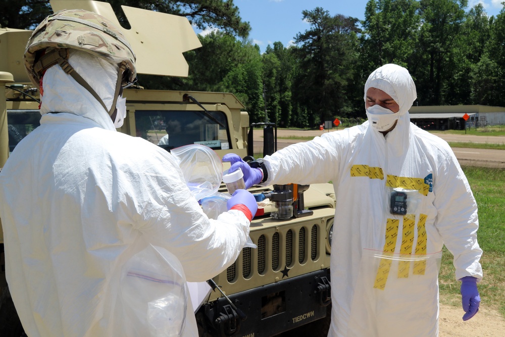 Soldiers, Airmen validate capabilities for nuclear forensics mission during exercise in Mississippi