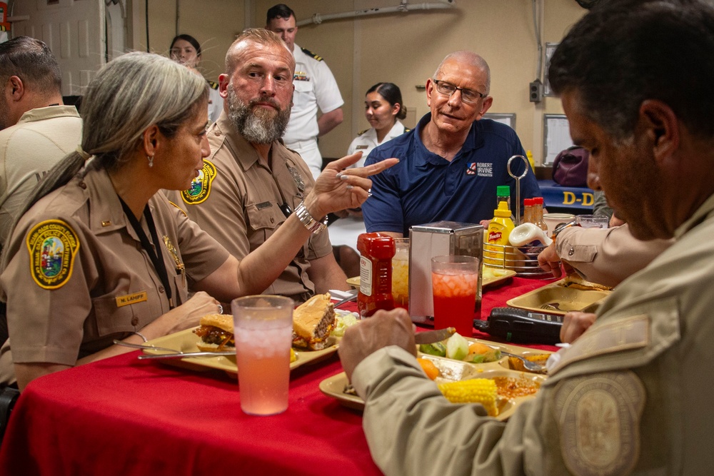 DVIDS - Images - Celebrity Chef Robert Irvine Visits USS Normandy (CG ...