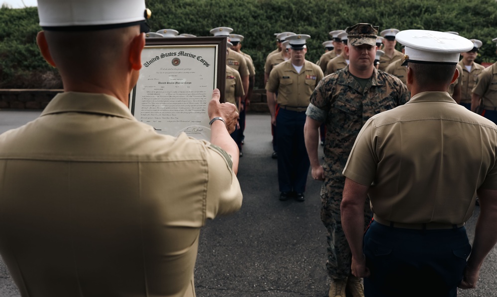 SERGEANT MAJOR OF THE MARINE CORPS VISITS KANSAS CITY