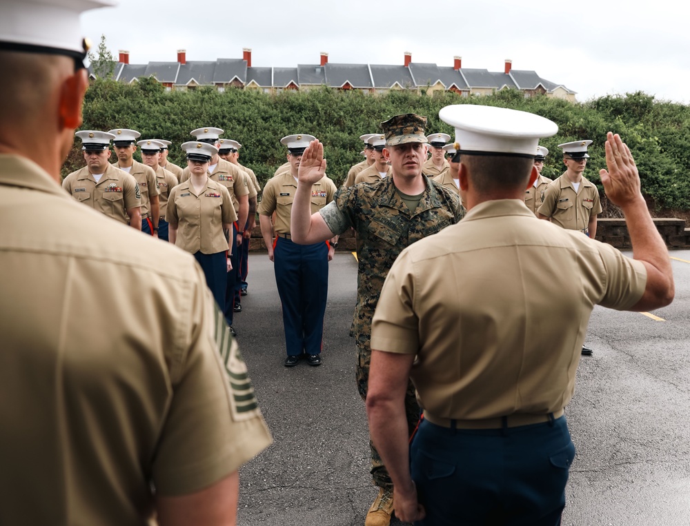 SERGEANT MAJOR OF THE MARINE CORPS VISITS KANSAS CITY