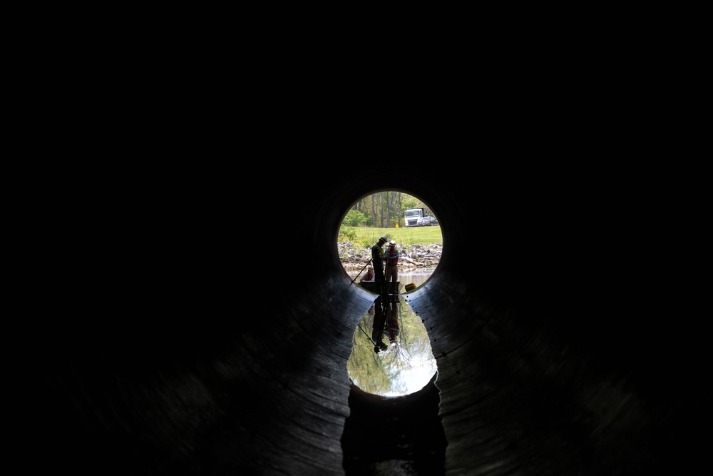 Louisville District conducts dam conduit inspection at C.J. Brown Dam &amp; Reservoir