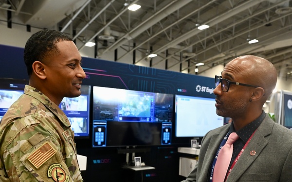 Recruiters attend AI Expo for National Competitiveness