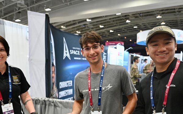 Recruiters attend AI Expo for National Competitiveness