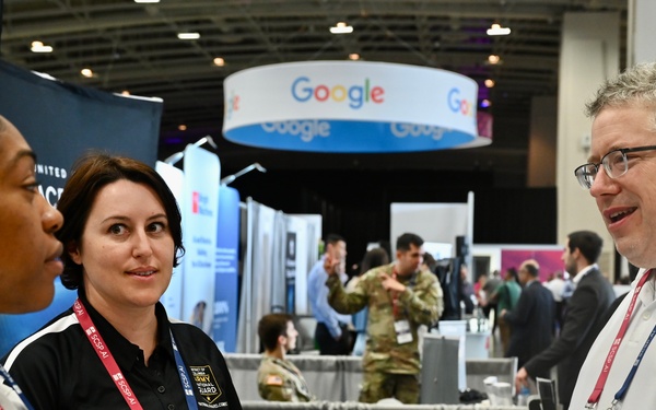 Recruiters attend AI Expo for National Competitiveness