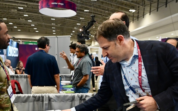 Recruiters attend AI Expo for National Competitiveness