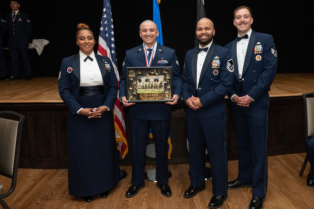 Airman and Guardian Leadership School Students Graduate