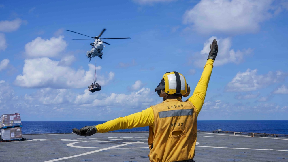 Balikatan 24: VERTREP Aboard USS Harpers Ferry