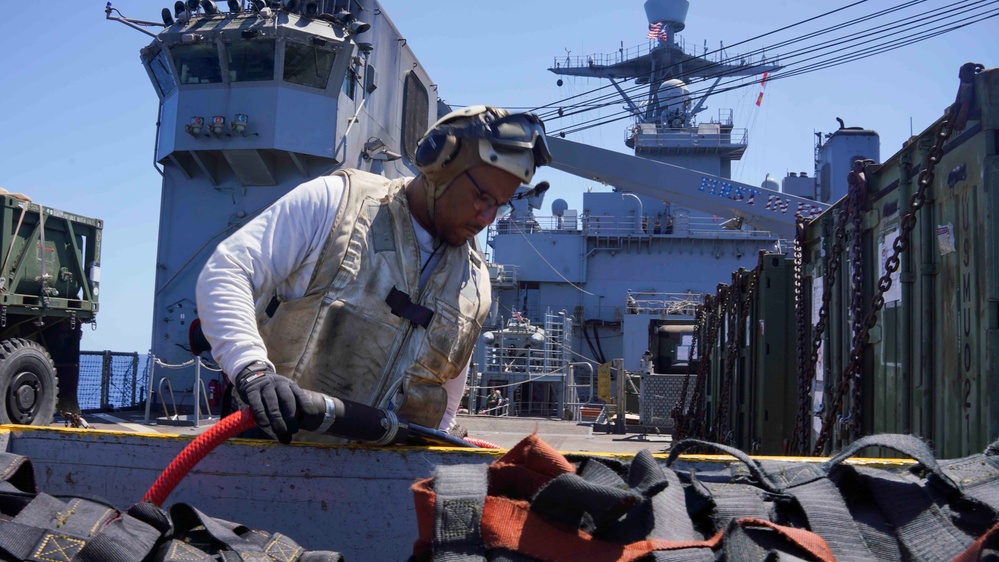 Balikatan 24: VERTREP Aboard USS Harpers Ferry