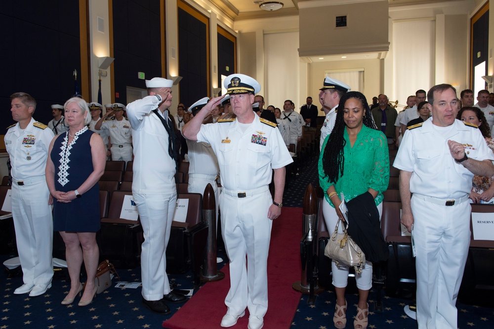 Carrier Strike Group 3 hosts change of command ceremony