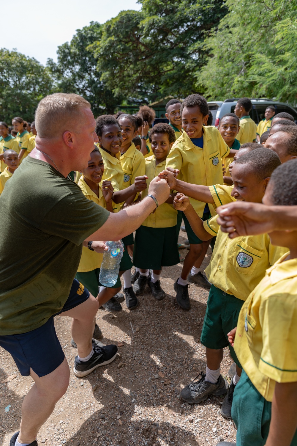 MRF-D 24.3: U.S. Marines, Sailors visit Papua New Guinea primary school during HADR exercise