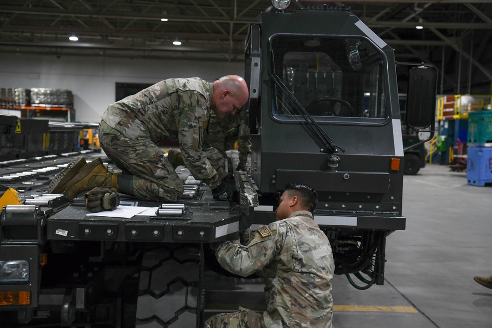 515th AMOW Command Team Visit the 732nd Air Mobility Squadron