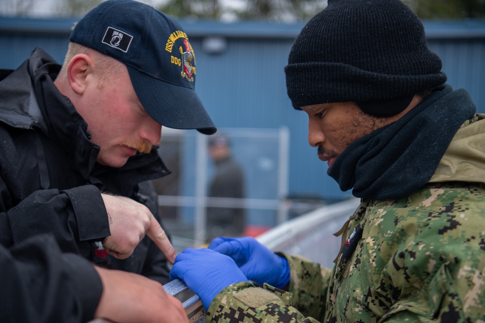 USS William P. Lawrence (DDG 110) Food Bank Community Outreach